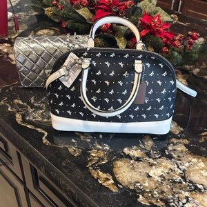 Stylish Black and Cream Handbag